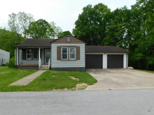 47 Chapman Ct, Oak Hill, WV 25901