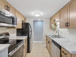3737 Loretto Rd APT 305, Jacksonville, FL 32223