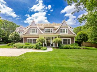 8 Peach Farm Ln, East Hampton, NY 11937