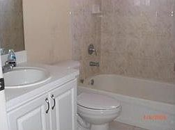 5th image of 817 SW 6th St
