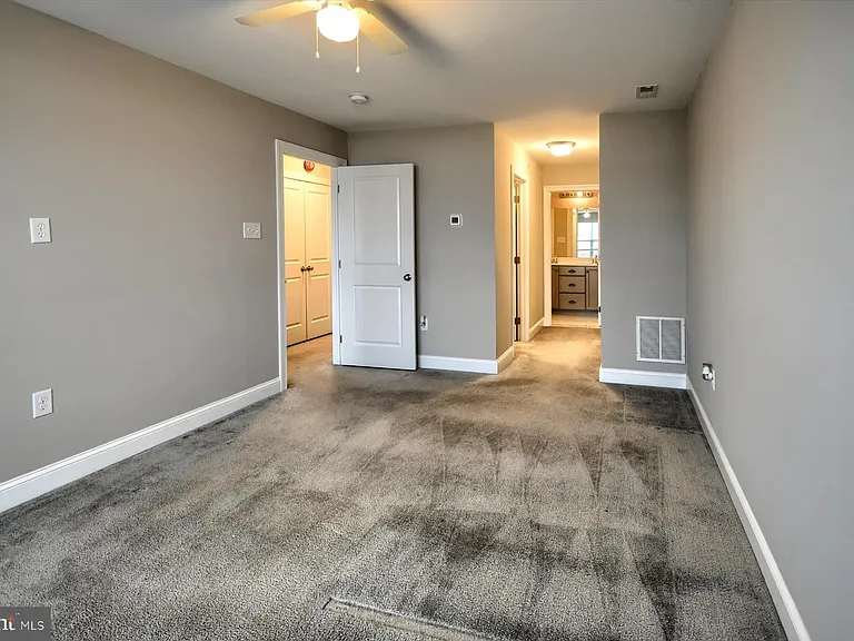 39 N Mitchell Ave — Photo 19