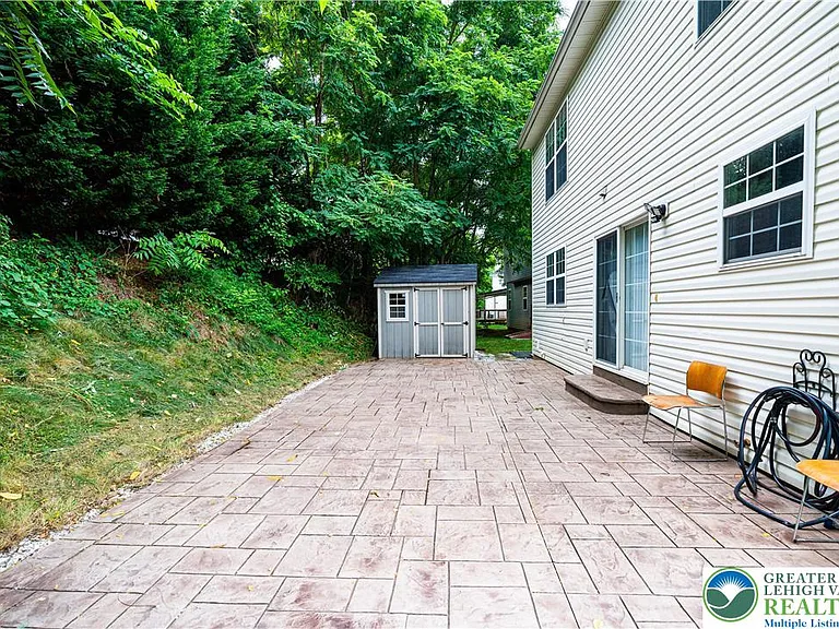 127 Highlands Cir — Photo 26