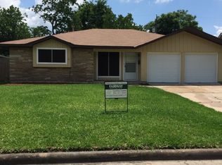 3723 Grapevine St, Houston, TX 77045
