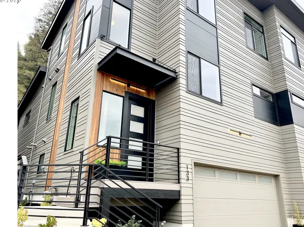 133 Shelton McMurphey Blvd, Eugene, OR 97401