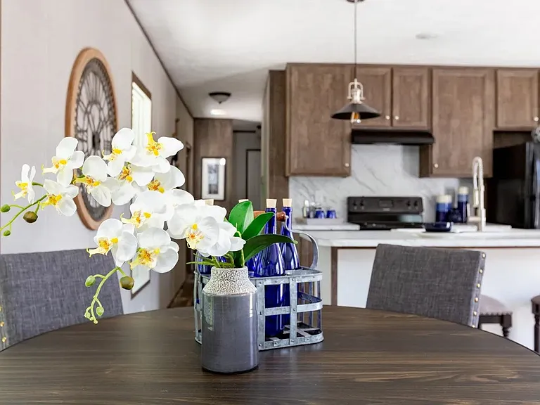 325 Tanglewood Dr — Photo 18