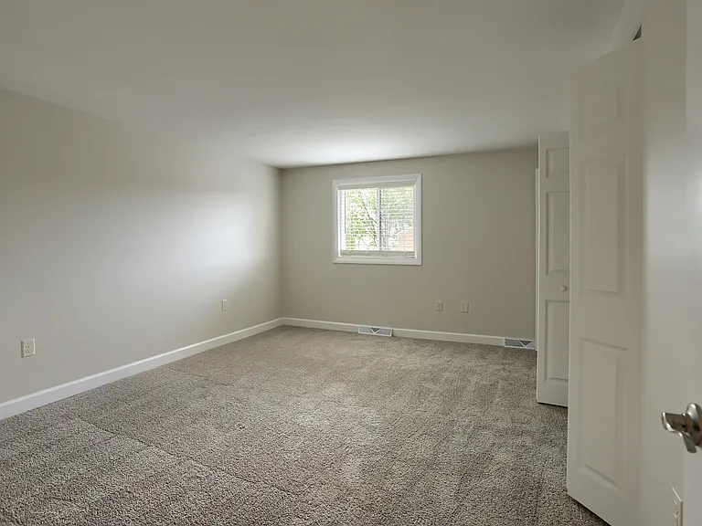 Briarcrest Gardens Apartments & Townhomes — Photo 54