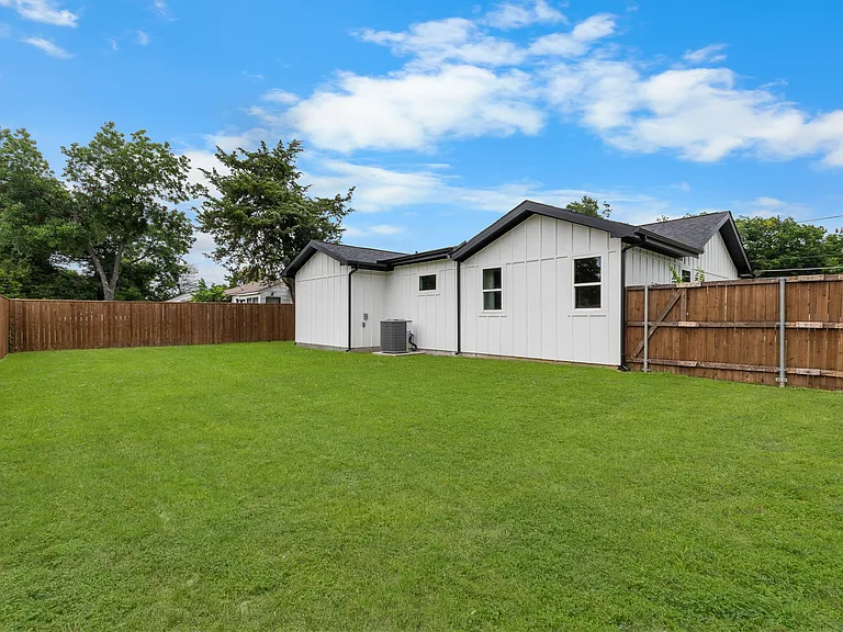2649 Easter Ave — Photo 19