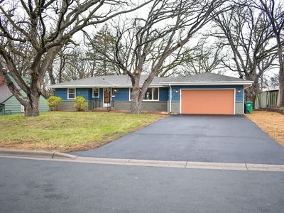 261 Sylvan Ln NE, Fridley, MN, 55432