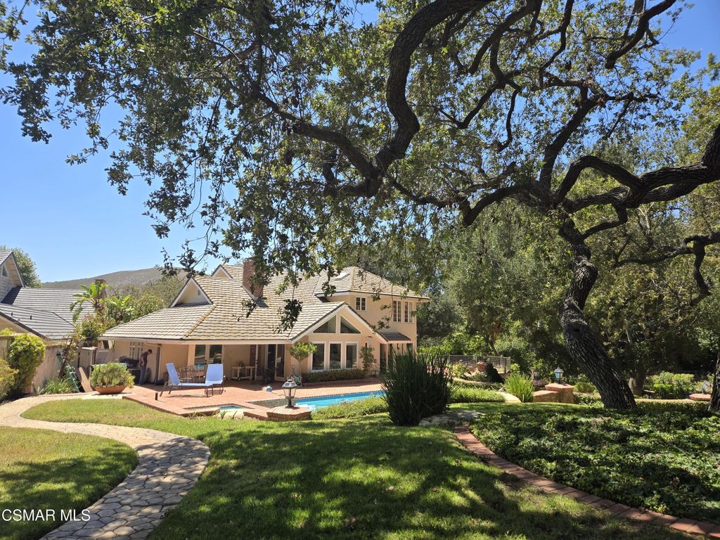 1719 School House Circle 2