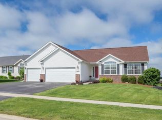 3000 Edgebrooke Dr, Marion, IA 52302