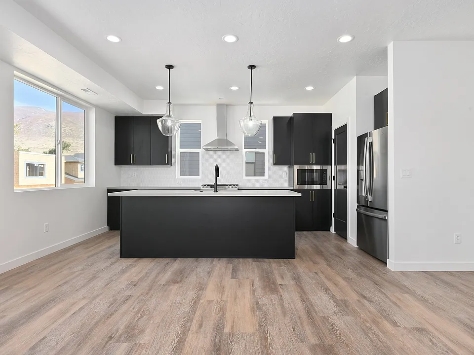 567 W 620 N #150