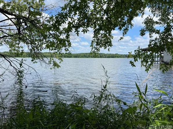 23 Shore Dr, Boydton, VA 23917