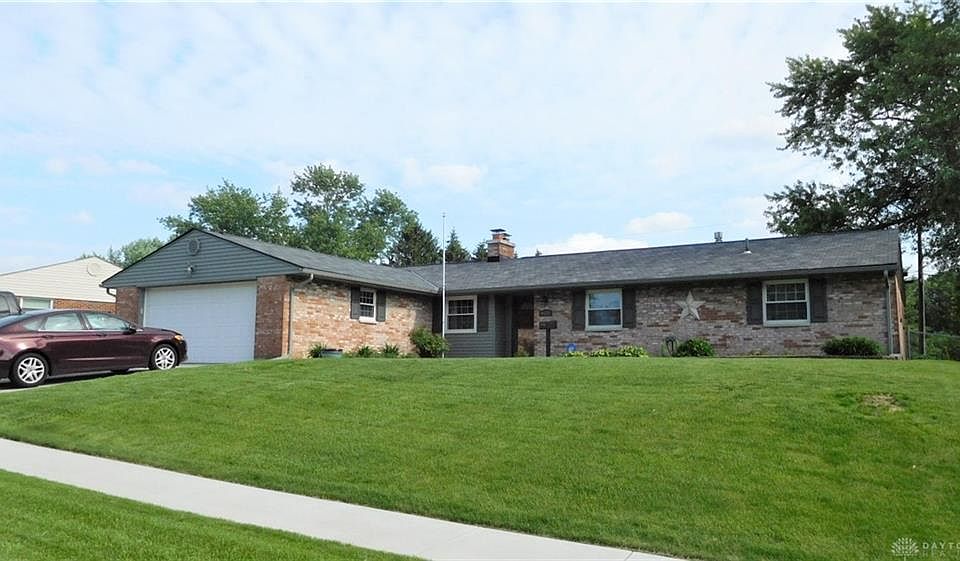 1st image of 4574 Seville Dr
