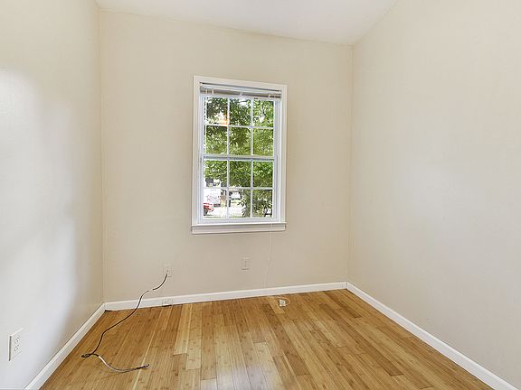 5th image of 2746 Verbena St