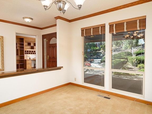 4th image of 3459 Patterson Way