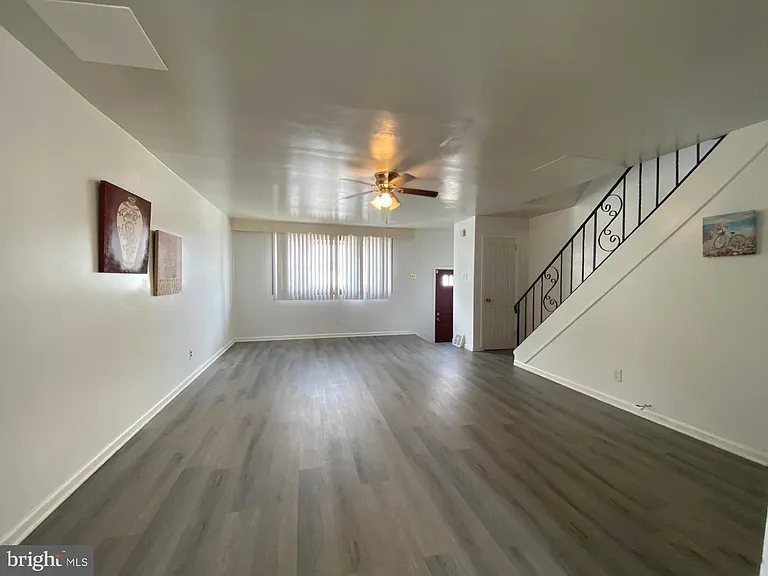 12673 Biscayne Dr — Photo 8