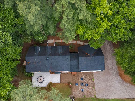 5th image of 4008 Blackard Pond Rd