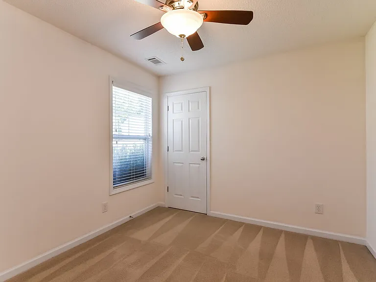 3856 Pine Village Pl — Photo 15
