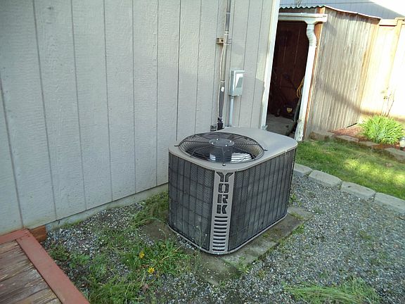 5th image of 2210 157th Street Ct E