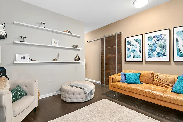 Sold by Compass | media 2