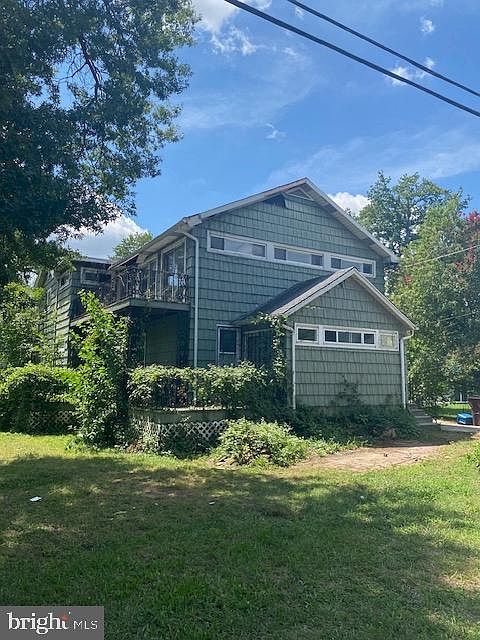 1st image of 4801 Longfellow St