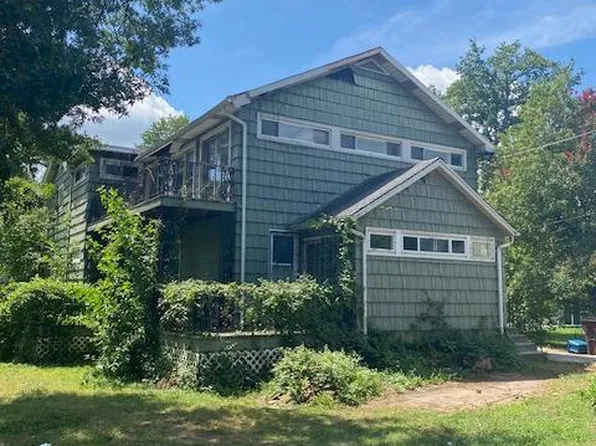 4801 Longfellow St, Riverdale, MD 20737