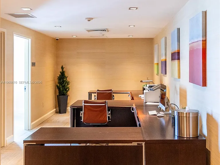 950 Brickell Bay Dr #1504 — Photo 18