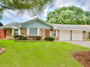 1503 Shadow Bend Dr, Houston, TX 77043
