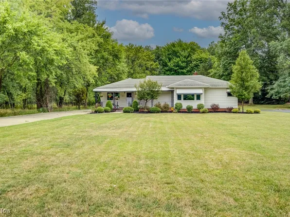 9331 Broadview Rd, Broadview Heights, OH 44147