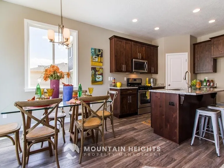797 W Tamsin Ct — Photo 6