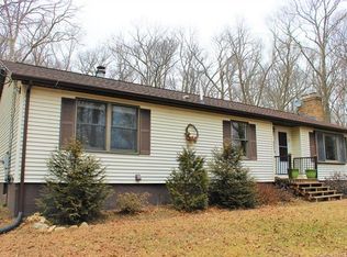 581 Norwich Salem Tpke, Oakdale, CT 06370