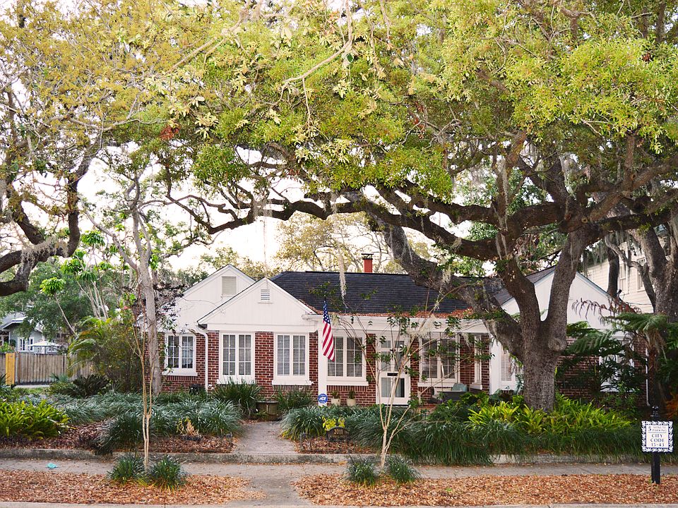 2nd image of 2011 W Dekle Ave