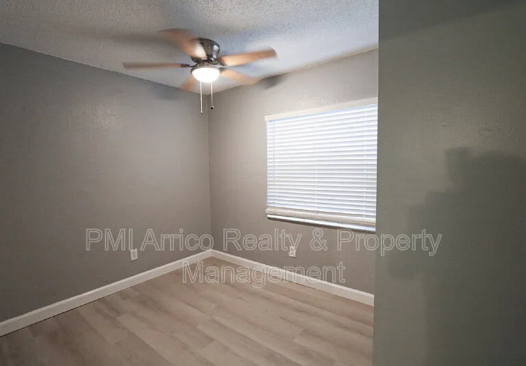 1810 E 143rd Ave #2 — Photo 11
