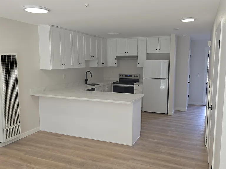 4420 Culebra Ave #C — Photo 3