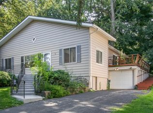 519 Sunset Valley, Twin Lakes, WI
