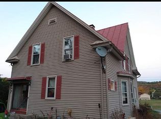 26 School St, East Ryegate, VT 05042