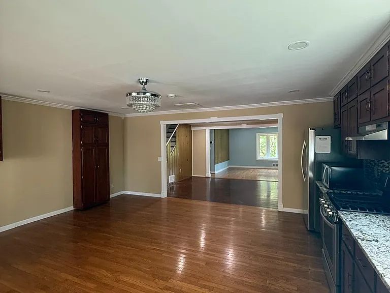 816 Crothers Ln — Photo 8