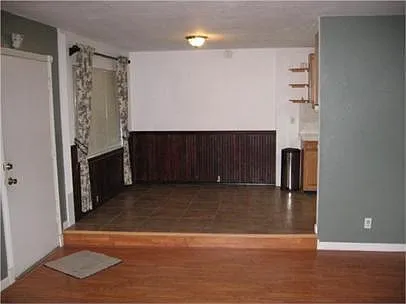 2 bed, 965 sqft, $2,100 — Photo 4