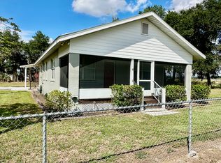 185 Collins St, Umatilla, FL 32784