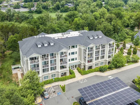 1425 Trailside Ct APT 304, Charlottesville, VA 22911