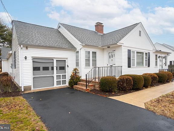 2nd image of 219 Gumboro Rd