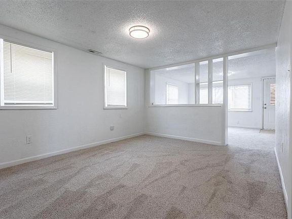5th image of 4420 N Jackson Ave