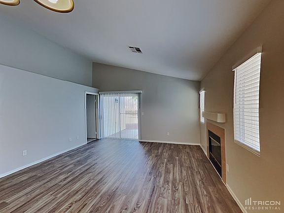 3rd image of 3527 Citruscedar Way