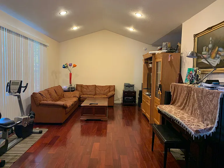 6171 Tracel Dr — Photo 2