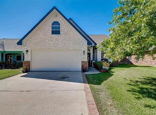 6970 Gentle Breeze Dr, Willis, TX 77318