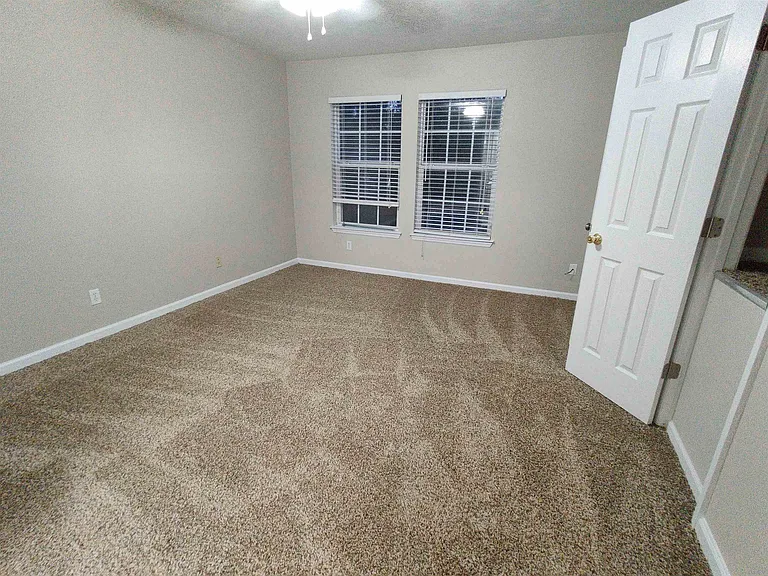 4256 Augustus Oak Ct — Photo 16