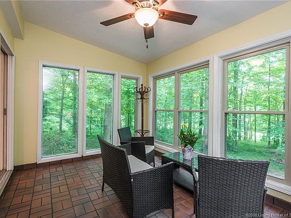 4th image of 3255 Whispering Woods Ct NE