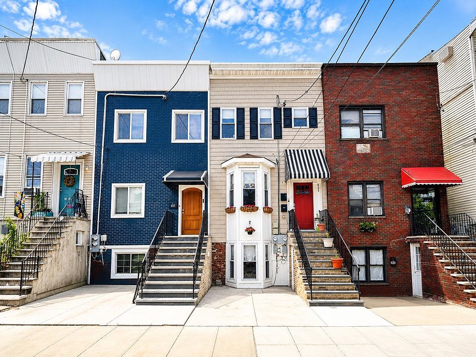 1st image of 421 7th St