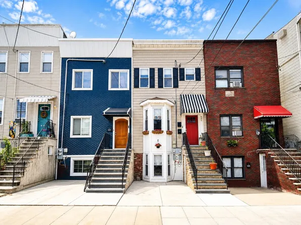 421 7th St Floor 1, Union City, NJ 07087