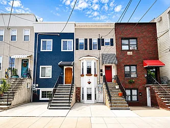 421 7th Street